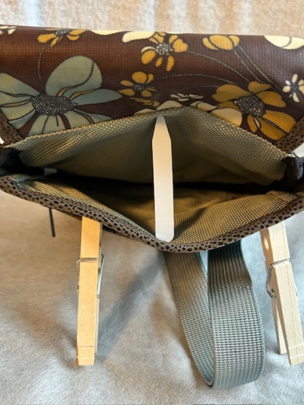 Haiku Sharon Eisenhauer Brown Floral Crossbody Bag Purse - Picture 7 of 8